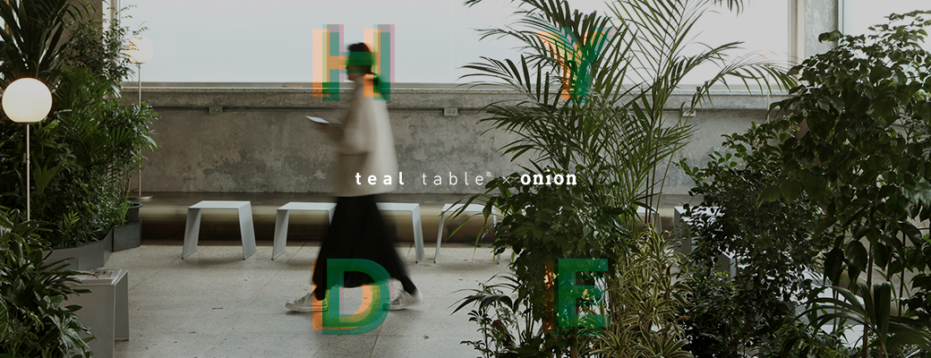 H Y D E (with. teal table)